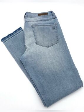 Articles of Society Light-Wash Skinny Jeans  Women’s Size 28 Blue